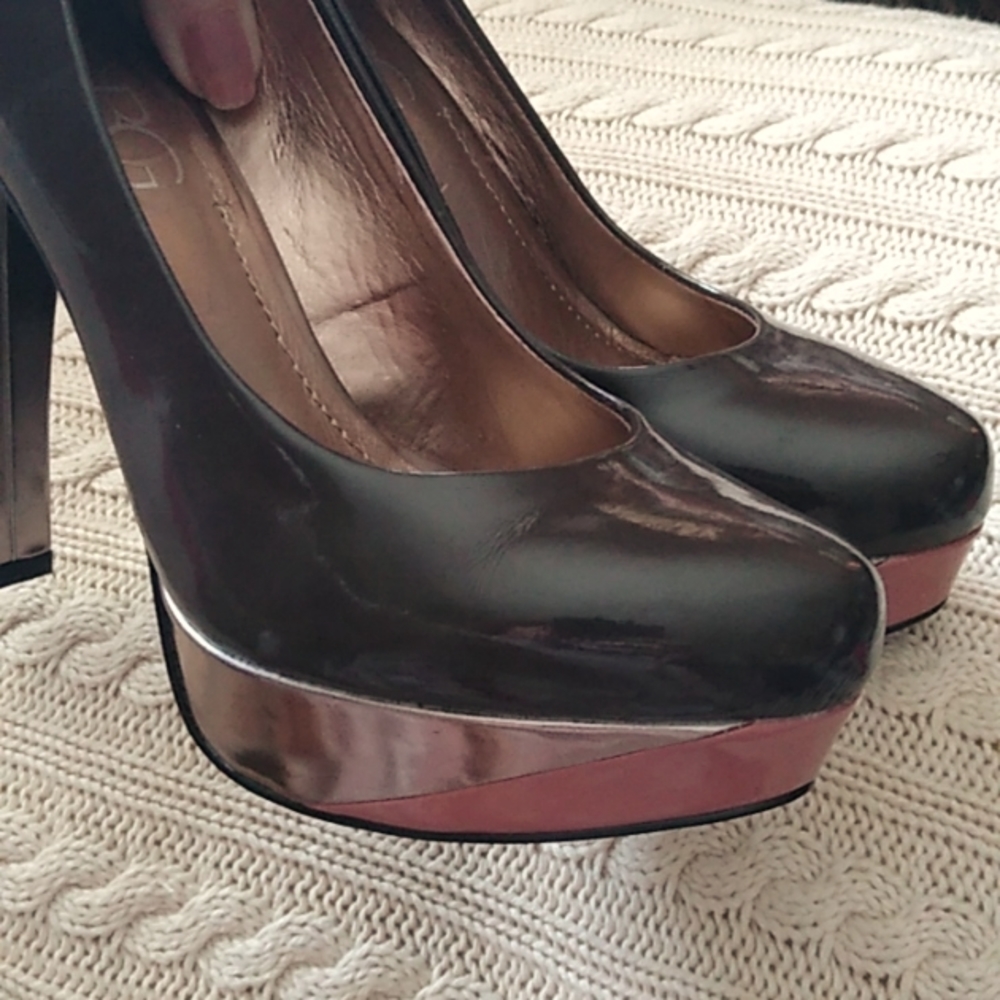 BCBG heels